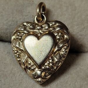 Gold Tone Heart Pendant - Elegant Women's Jewelry